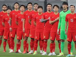 亿万28娱乐：半场-恩里克破门邓涵文飞踹染红 国安0-1十人三镇.